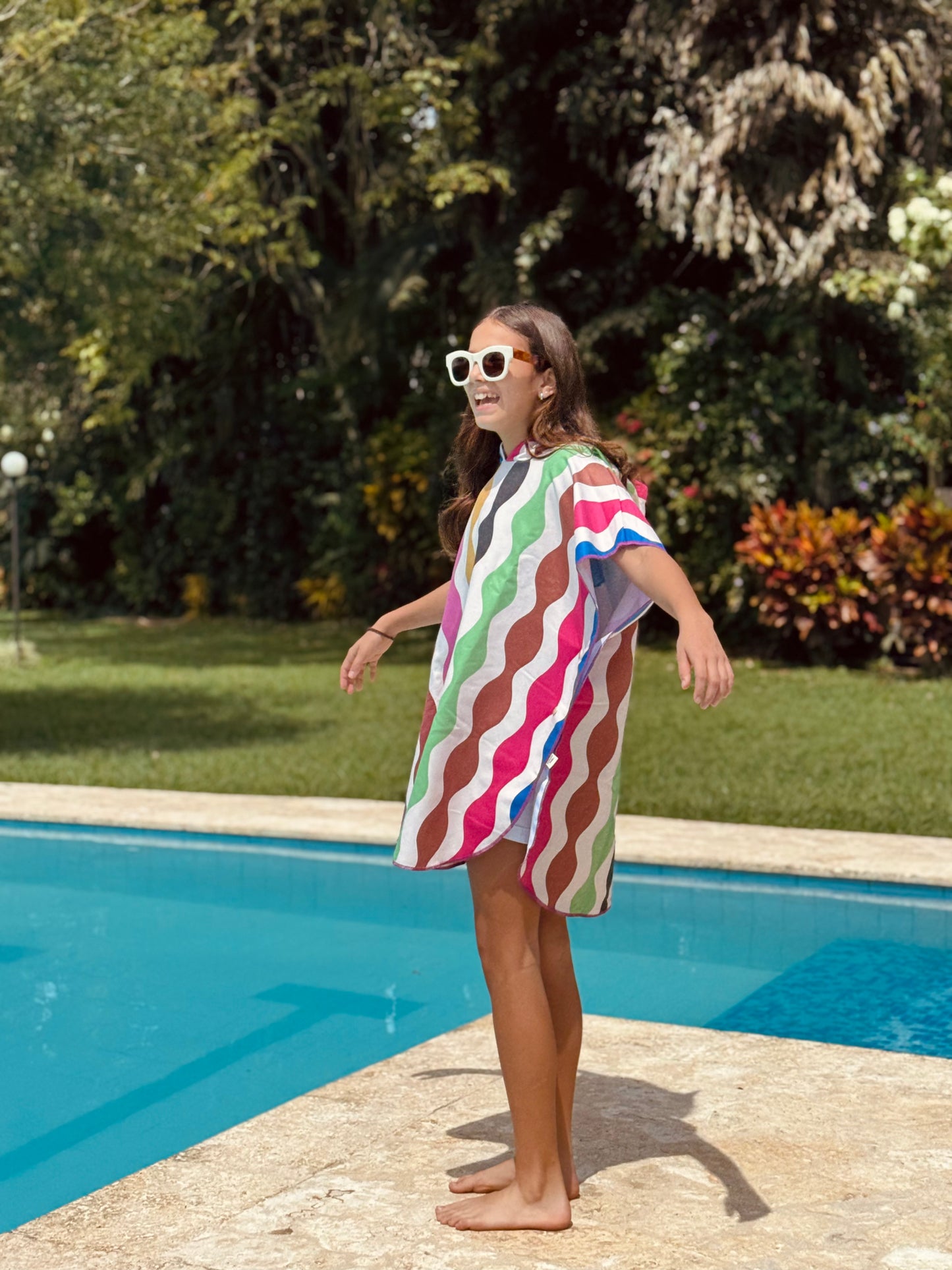 Microfiber Poncho - Rainbow Flow