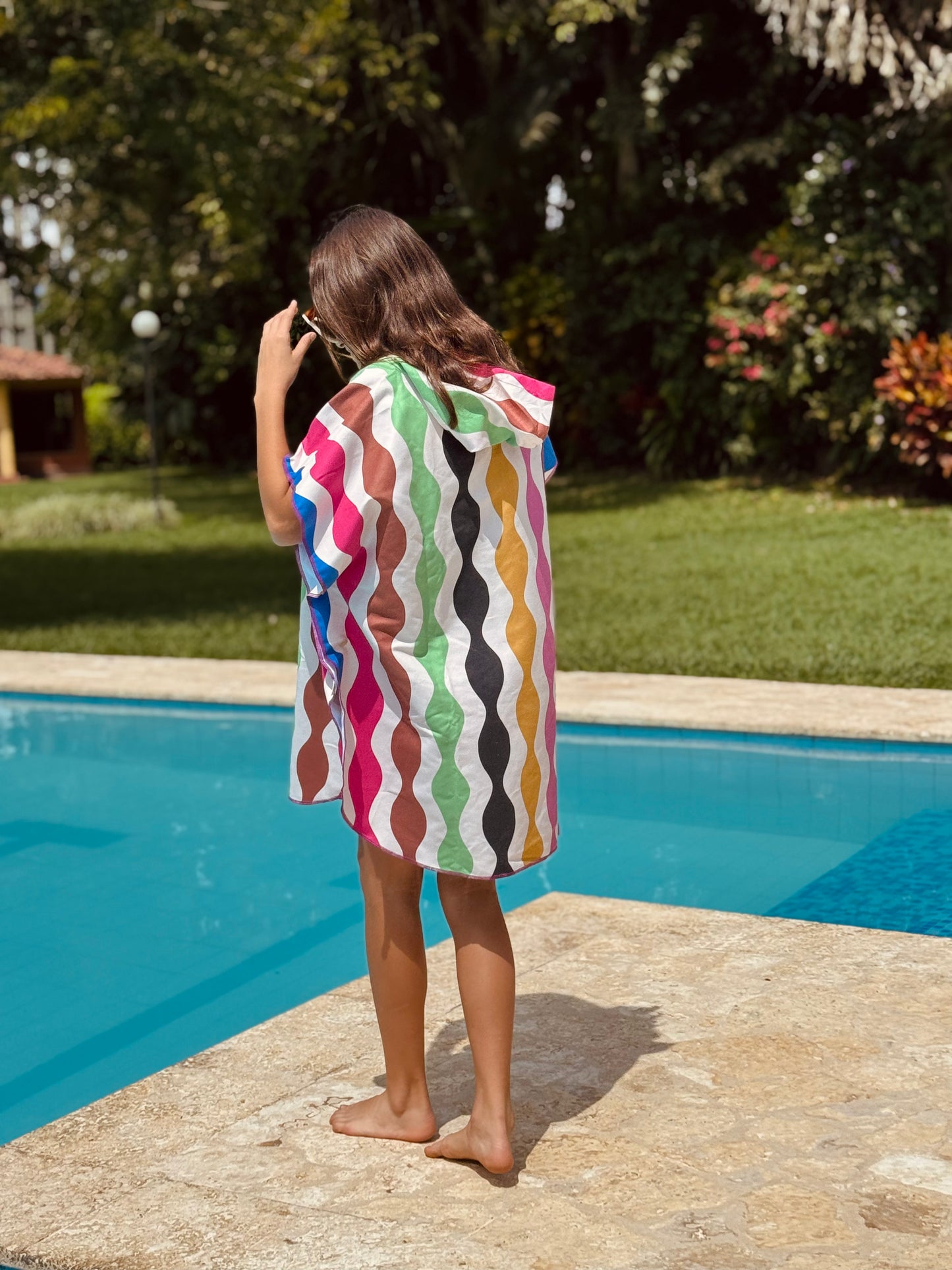 Microfiber Poncho - Rainbow Flow
