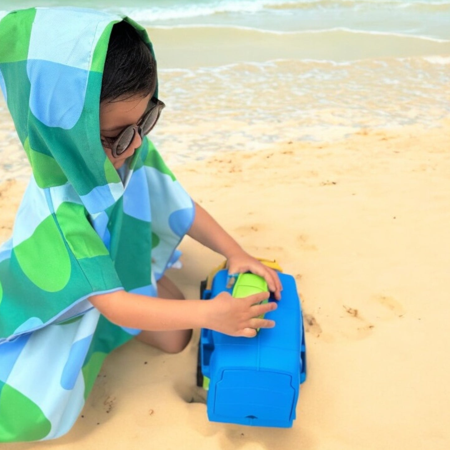 Microfiber Poncho - Aqua Bubbles
