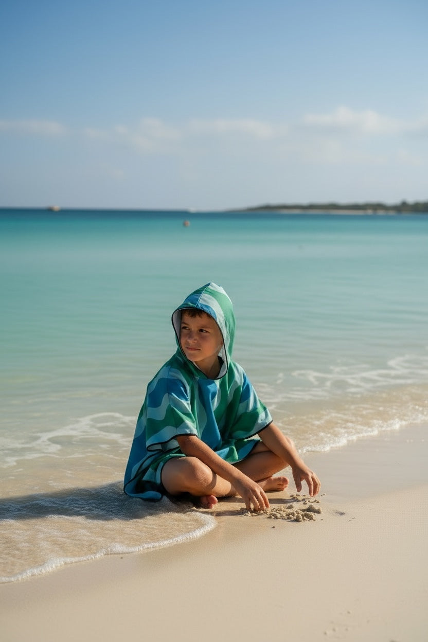 Microfiber Poncho - Emerald Surf